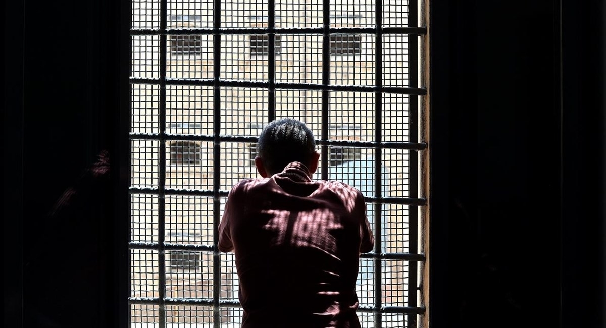 «سكايب» لتواصل السجناء مع عائلاتهم