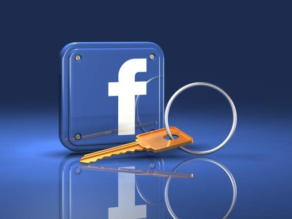 «فيسبوك» تحمي موظفيها ببيانات المستخدمين