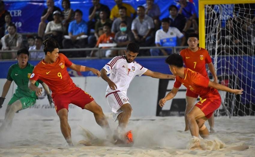 أبيض الشواطئ يتأهل للدور ربع النهائي لبطولة آسيا