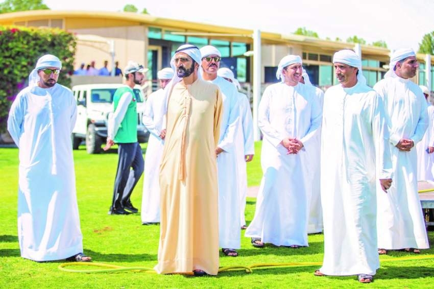 محمد بن راشد يشهد سباق الإسطبلات الخاصة في مهرجان ولي عهد دبي للقدرة