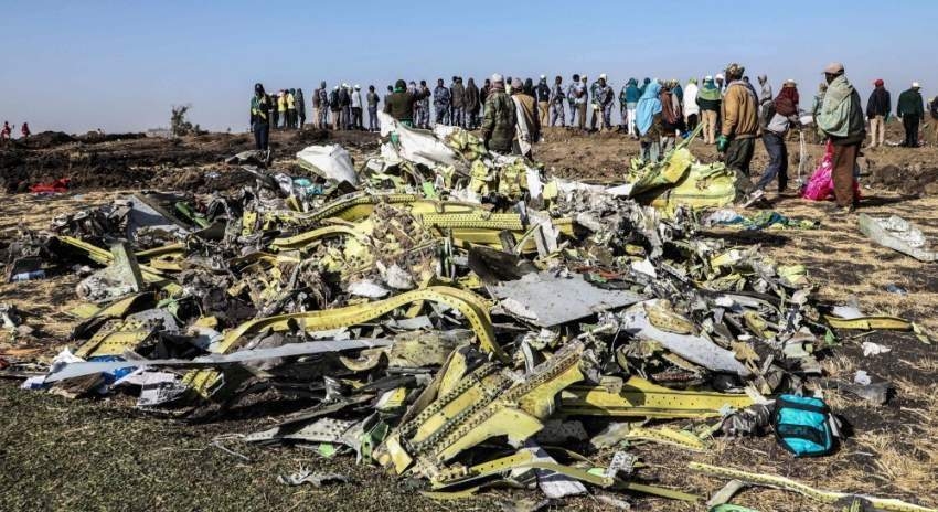 قطعة من حطام الطائرة الإثيوبية المنكوبة تشير إلى أنها كانت مُعدة للهبوط