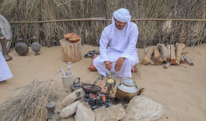 رحلة عبر التاريخ في مخيم الحياة البدوية بالمرموم