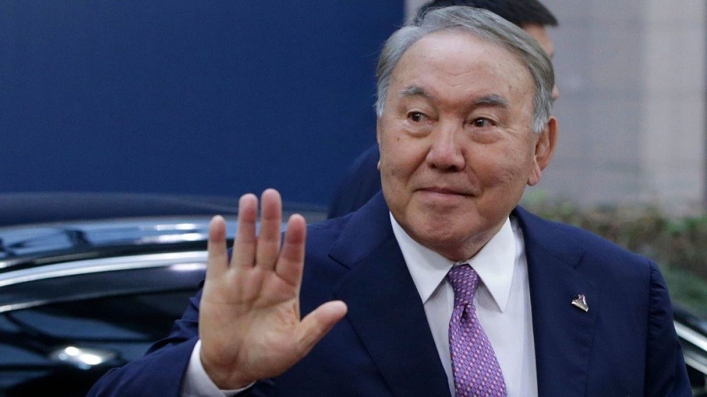 رئيس كازاخستان يعلن استقالته بشكل مفاجئ