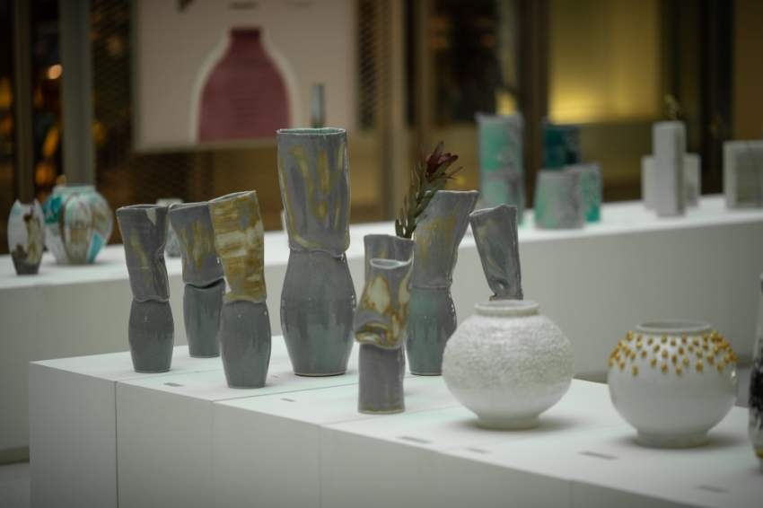 «1000 مزهرية» .. إبداعات 75 فناناً تزين حي دبي للتصميم
