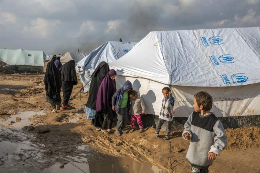 مليون يورو مساعدات فرنسية لمخيم الهول في سوريا