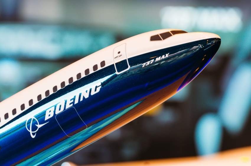 لجنة فنية إماراتية لدراسة التعديلات المقترحة على طائرات بوينغ «737 ماكس»