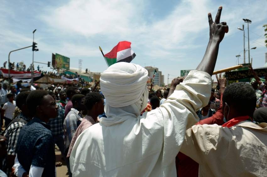 «المجلس العسكري السوداني»: نؤيد شخصية مستقلة لرئاسة حكومة مدنية