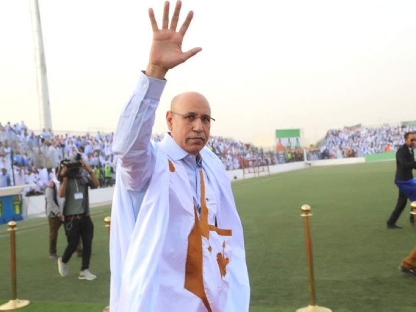 مرشح الأغلبية بموريتانيا يودع أوراق ترشحه للانتخابات الرئاسية