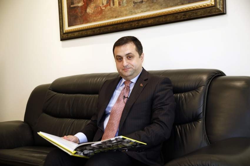 سفير أرمينيا في الإمارات لـ «الرؤية»: يوماً ما سيعترف العالم بالمجزرة العثمانية