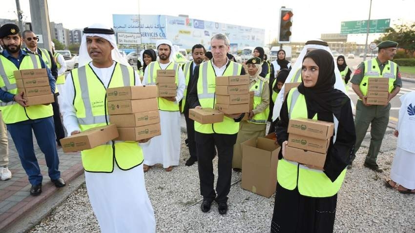 جمارك دبي توزع 20 ألف وجبة إفطار صائم خلال شهر رمضان