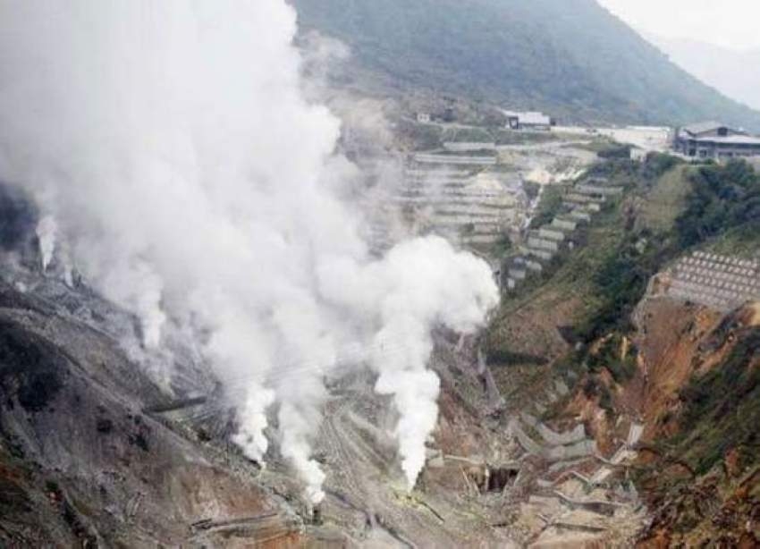 رفع مستوى التحذير من بركان جبل «هاكون» في اليابان