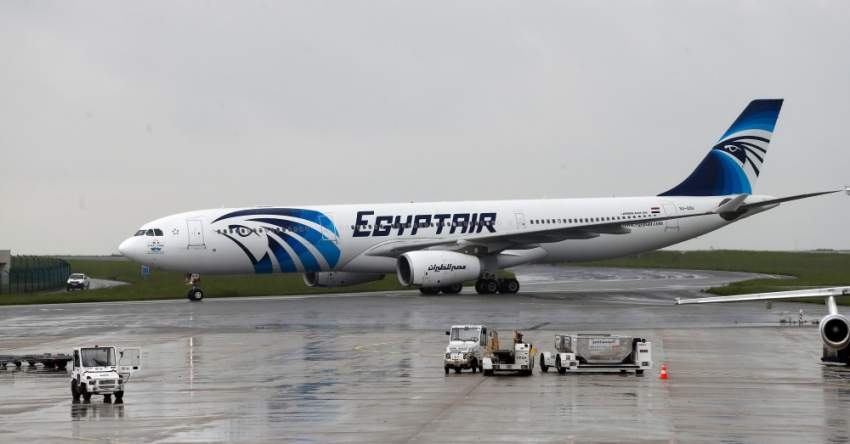 قضاة التحقيق: أيفون بريء من حادث تحطم طائرة مصرية عام 2016