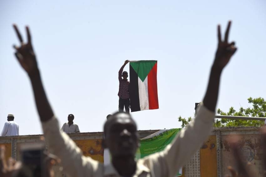 السعودية تودع 250 مليون دولار في المركزي السوداني