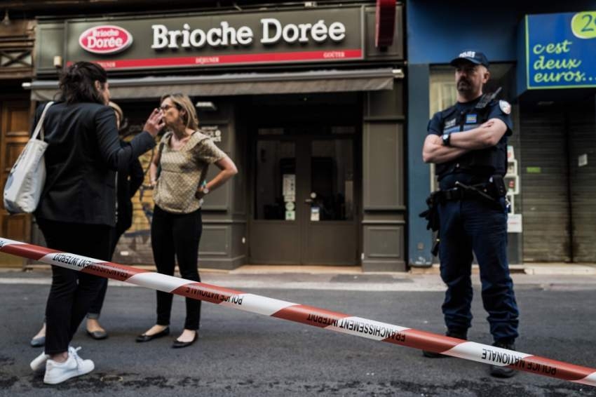 الإدعاء الفرنسي يبحث عن دوافع إرهابية وراء تفجير ليون