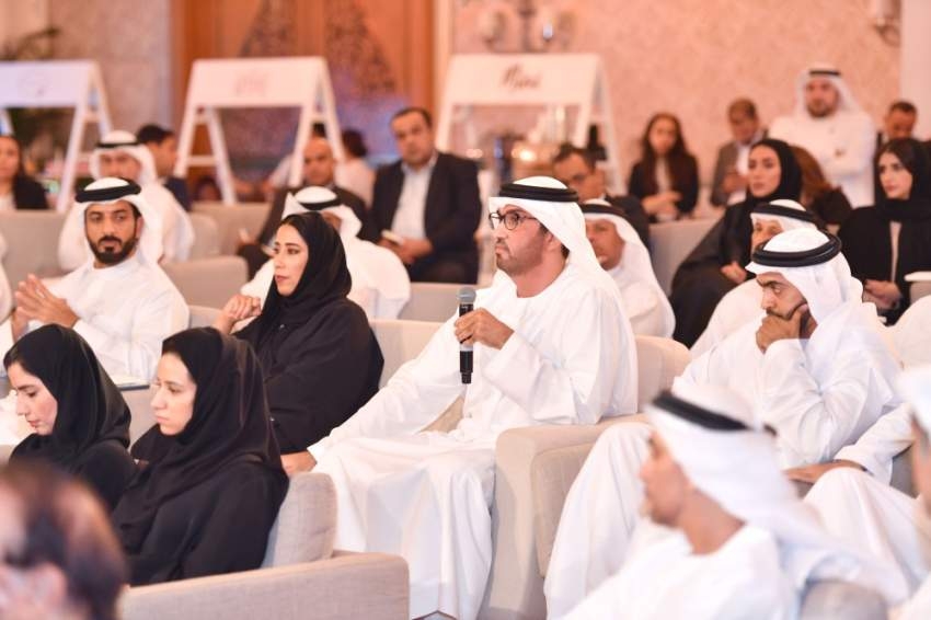 منتدى الإعلام الإماراتي يرسم خريطة المستقبل .. ويؤكد دور النقد لتطوير الخدمات