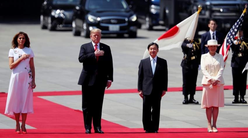 ترامب أول زعيم أجنبي يلتقي إمبراطور اليابان الجديد