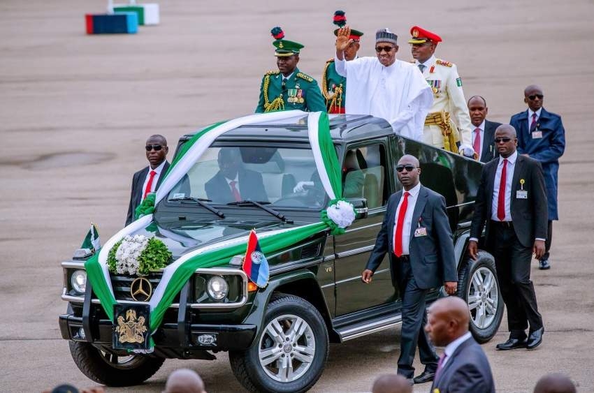 الإمارات تشارك في مراسم تنصيب رئيس نيجيريا ونائبه