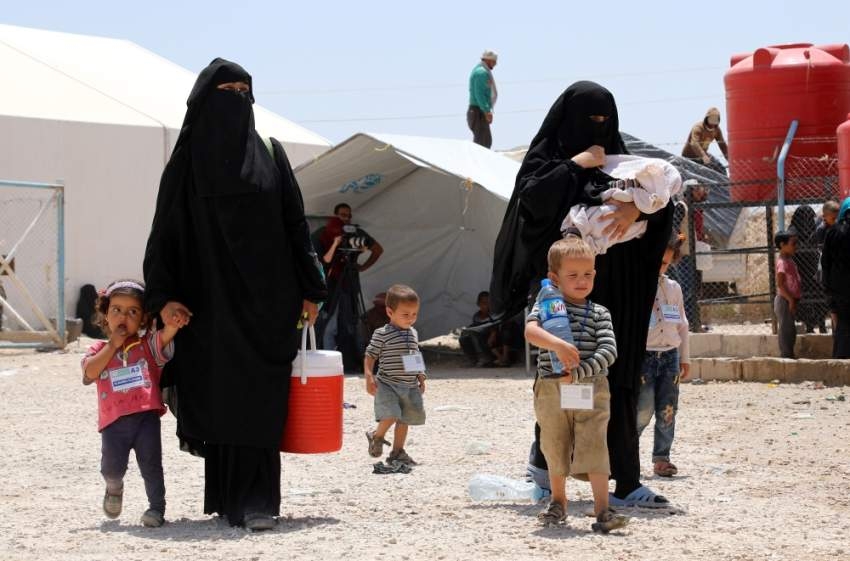 تسليم 14 طفلاً من «أيتام» داعش إلى فرنسا وهولندا