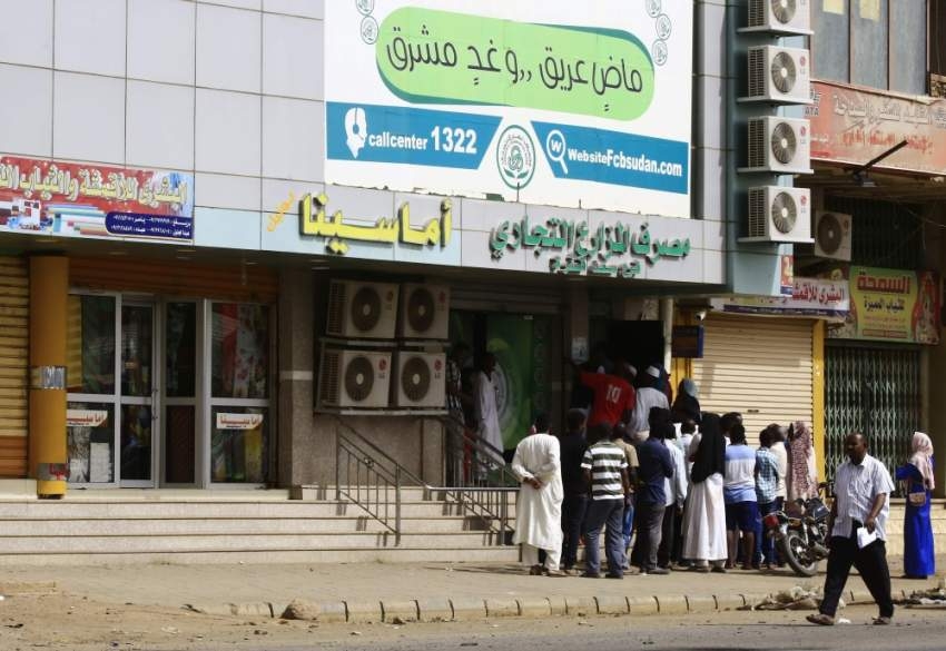 قرقاش: متفائلون بانفراجة السودان ونأمل في اتفاق شراكة للمرحلة الانتقالية