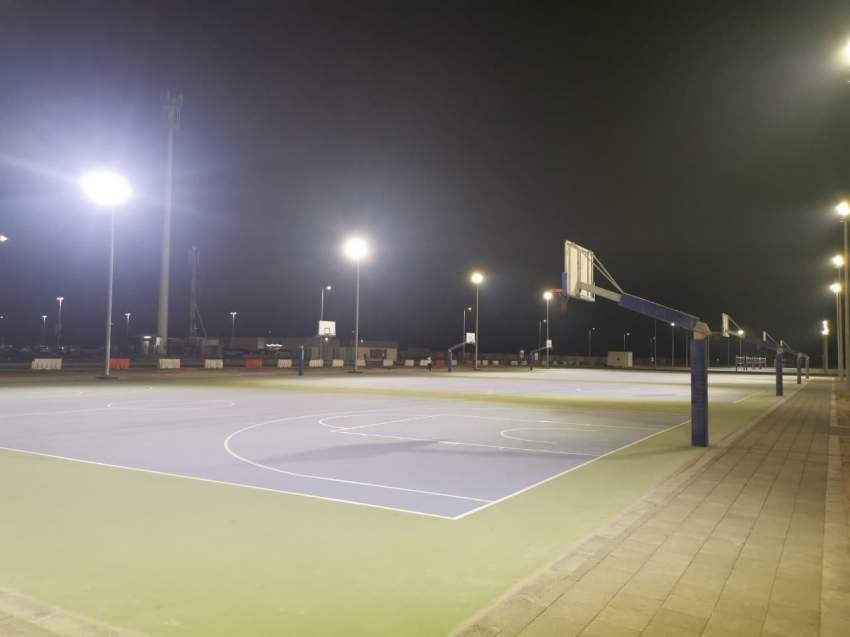 بلدية مدينة أبوظبي و«مساندة» تنجزان 23 ملعباً رياضياً