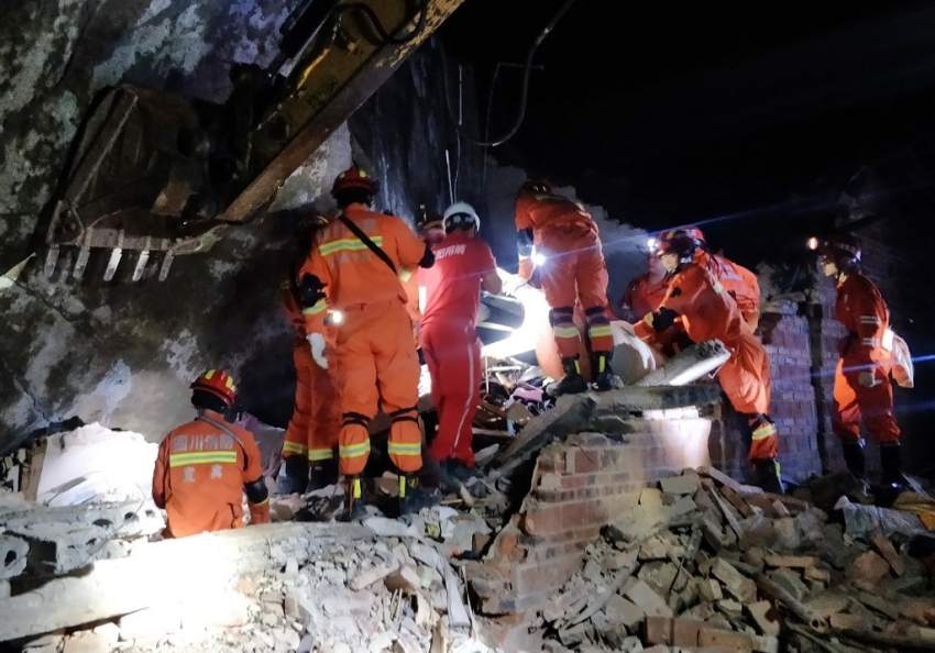 6 قتلى على الأقل و134 جريحاً في زلزال في جنوب غرب الصين