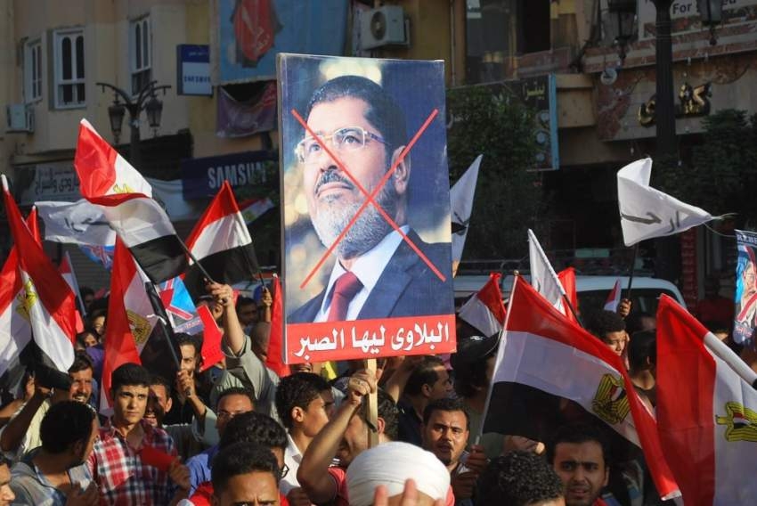 رحيل مرسي.. سقوط «الورقة الأخيرة» لتنظيم الإخوان الإرهابي في مصر