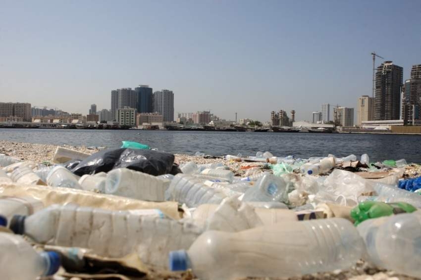"إدارة النفايات": إعادة تدوير 90% من مخلفات البلاستيك