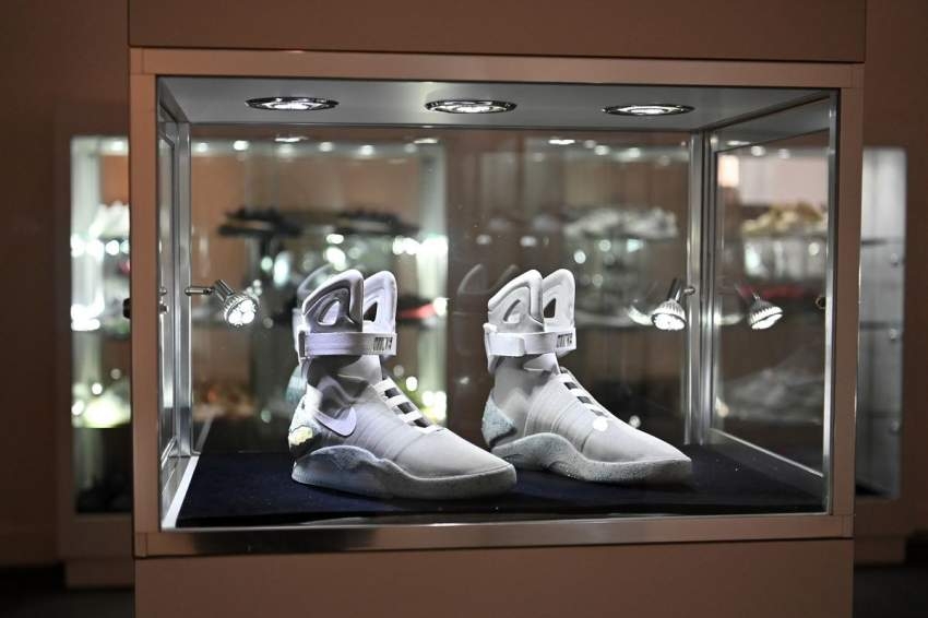 رجل أعمال كندي يشتري مجموعة أحذية رياضية نادرة بمبلغ خيالي