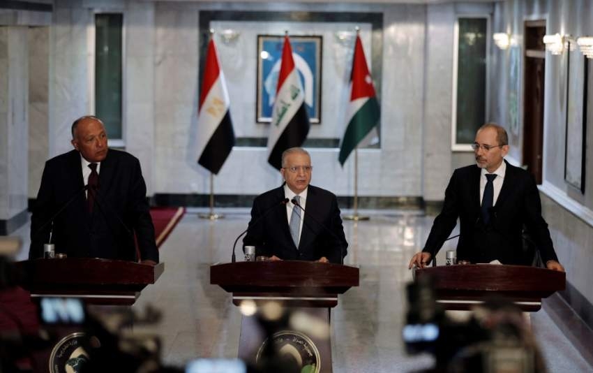 وزراء خارجية العراق ومصر والأردن يدعون إلى خفض التوتر في الخليج