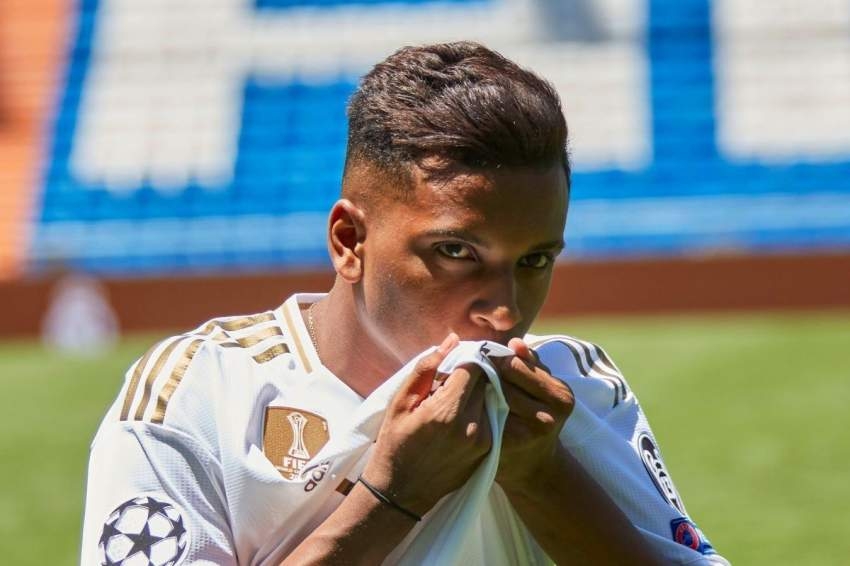 ريال مدريد يعلن إصابة لاعبه الجديد رودريغو