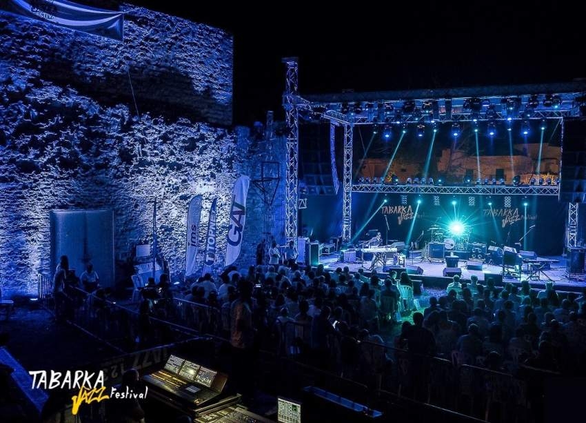 مهرجان الجاز يودع تونس بأنغام جامايكية