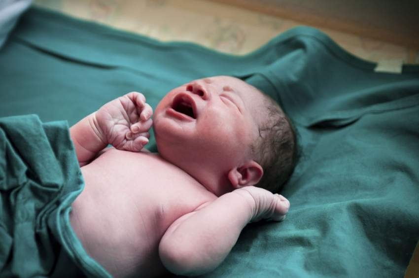 ولادة طفل من أم "ميتة سريرياً" في التشيك