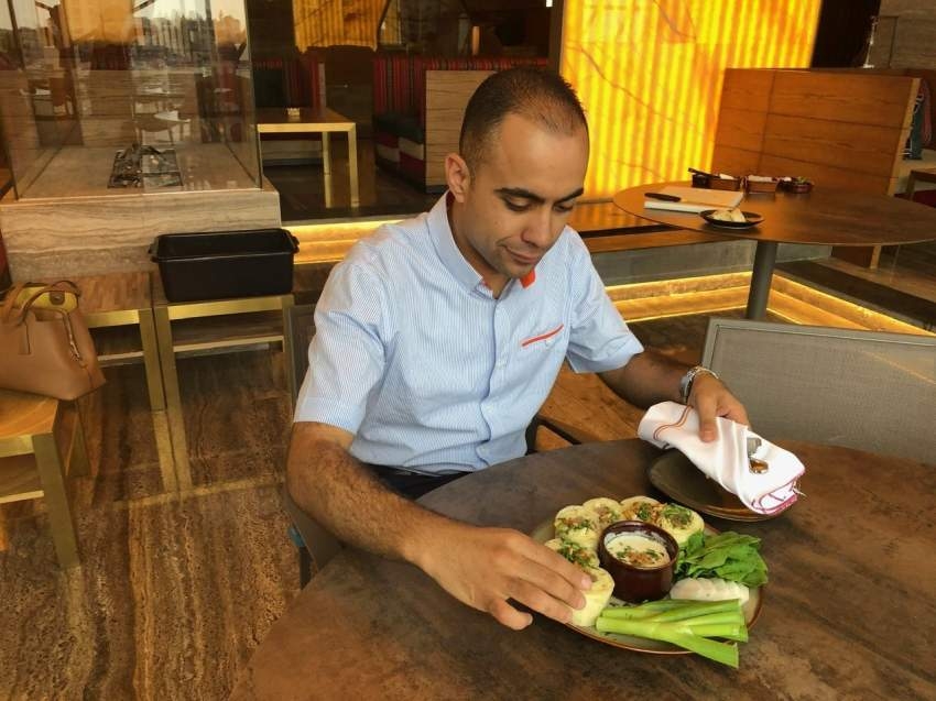 منسف السوشي يحول سيد المطبخ الشعبي الأردني إلى أكلة عصرية