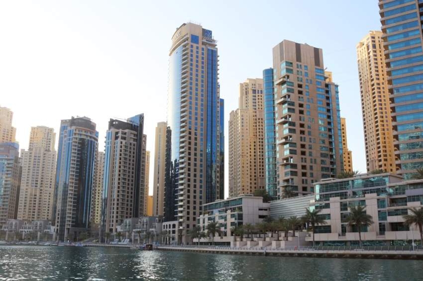 تراجع الإيجارات ينعش عقارات دبي في الصيف