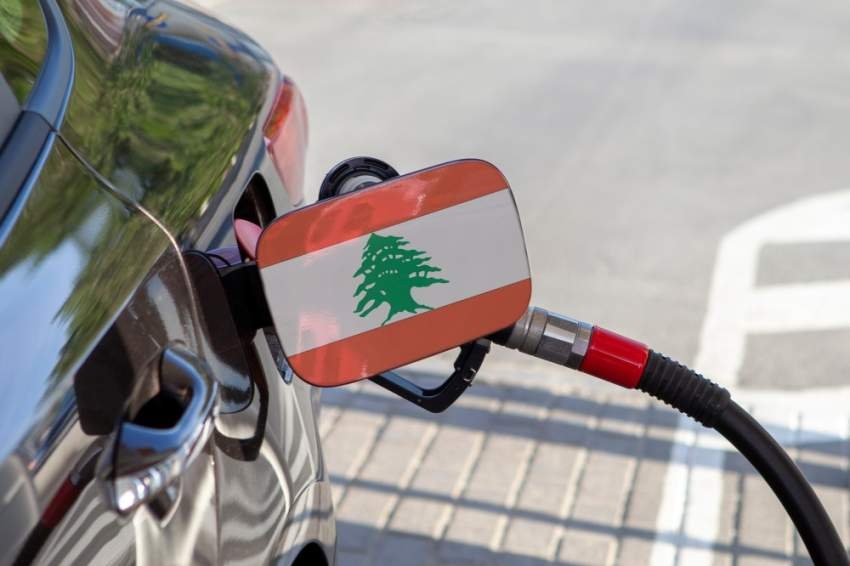 إضراب أصحاب المحطات يحرم لبنان من البنزين