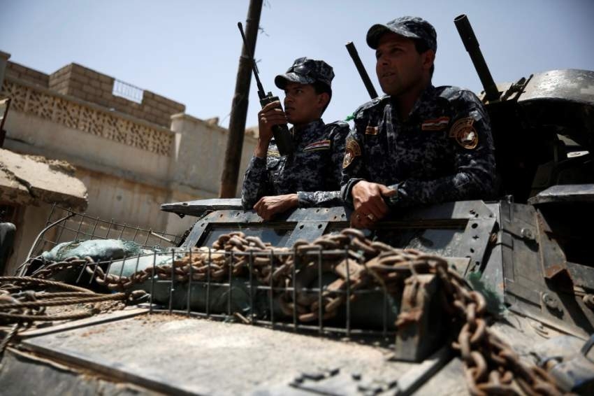مقتل 12 مدنياً بانفجار عبوة ناسفة في حافلة بمدينة كربلاء العراقية