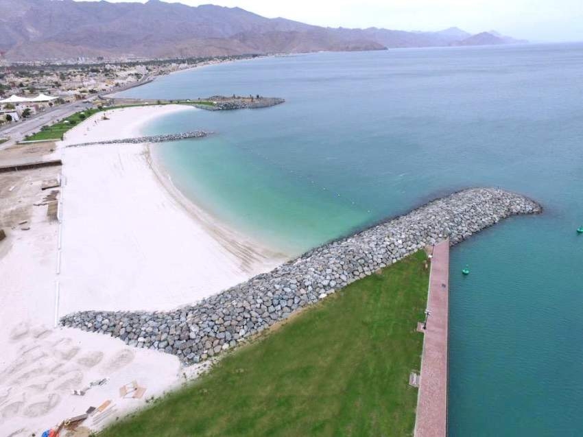 إنجاز شاطئ عام جديد في دبا الحصن بـ 19 مليون درهم