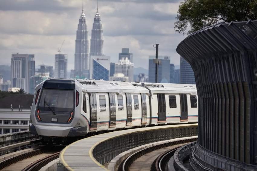 ماليزيا ترجئ مشروع خط قطارات مع سنغافورة بمليار دولار