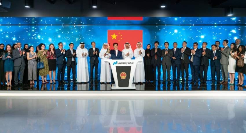 القنصل الصيني يقرع جرس افتتاح ناسداك دبي احتفالاً باليوم الوطني للصين