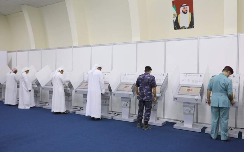«لجنة إدارة الانتخابات»: احترازات تقنية تضمن نزاهة نتائج الاقتراع المبكر