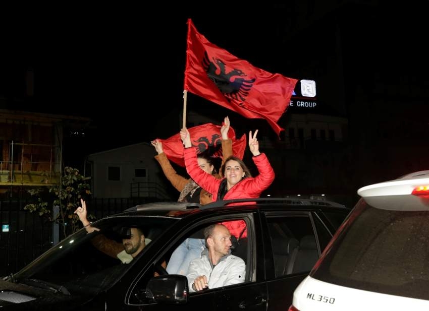 المعارضة في كوسوفو تنهي سيطرة الحزب الحاكم على البرلمان