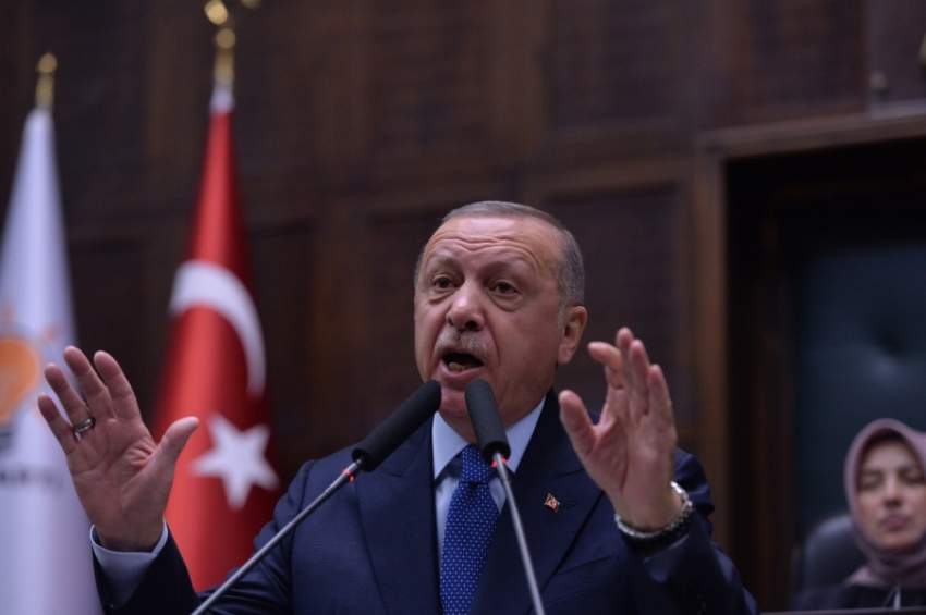 أردوغان يضع شرطاً لـ«أسرع حل» لإنهاء الأزمة