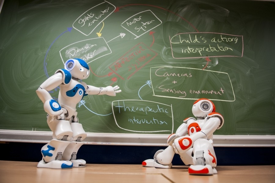 روبوتات تعاون المدرسين في قاعات الدراسة