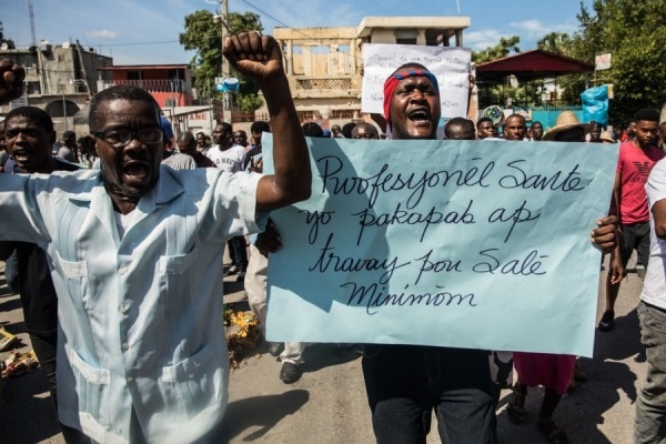 عشرات القتلى في احتجاجات هايتي
