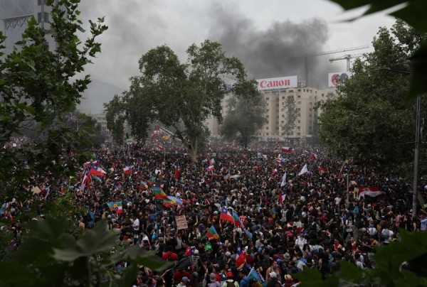 احتجاجات ضد حكومة تشيلي في سانتياغو