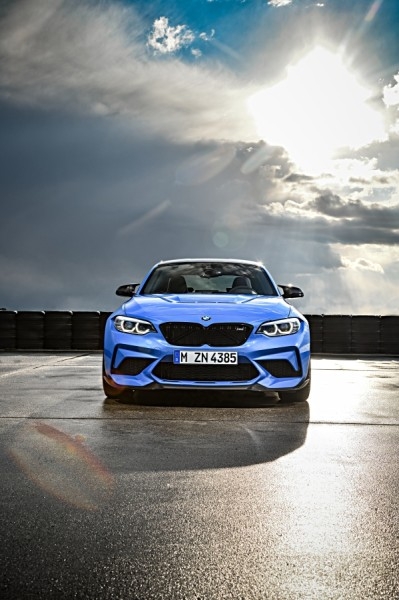 إصدار محدود من سيارة BMW M2 CS الجديدة