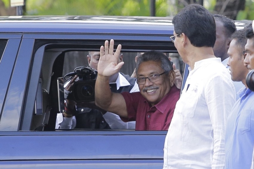 راجاباكسا رئيساً لسريلانكا بنسبة 52.25%