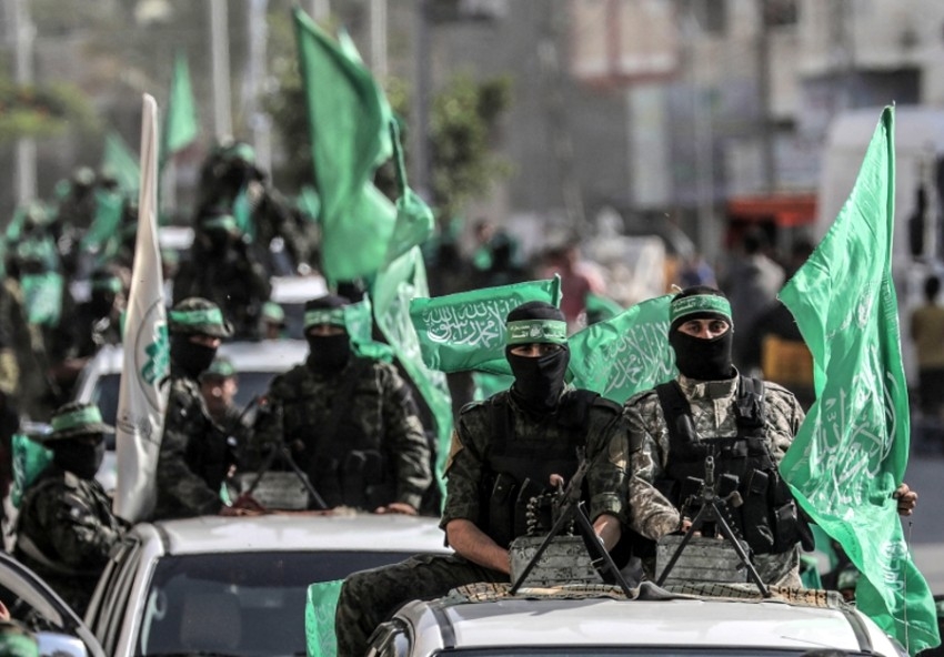 لعبة الحياد.. حماس تضع خيار السلطة قبل «المقاومة»