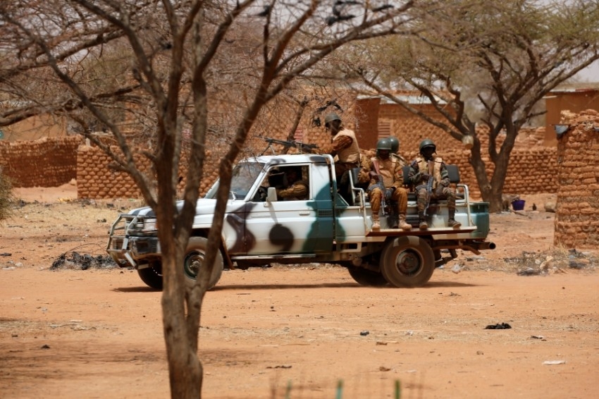 جيش بوركينا فاسو يقتل 32 إرهابياً