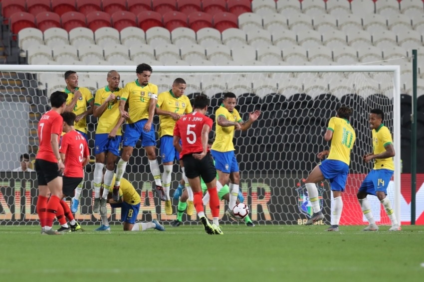 البرازيل تهزم كوريا الجنوبية وتحقق فوزها الأول بعد 5 مباريات